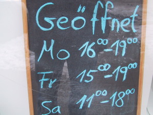 ÖFFNUNGSZEITEN